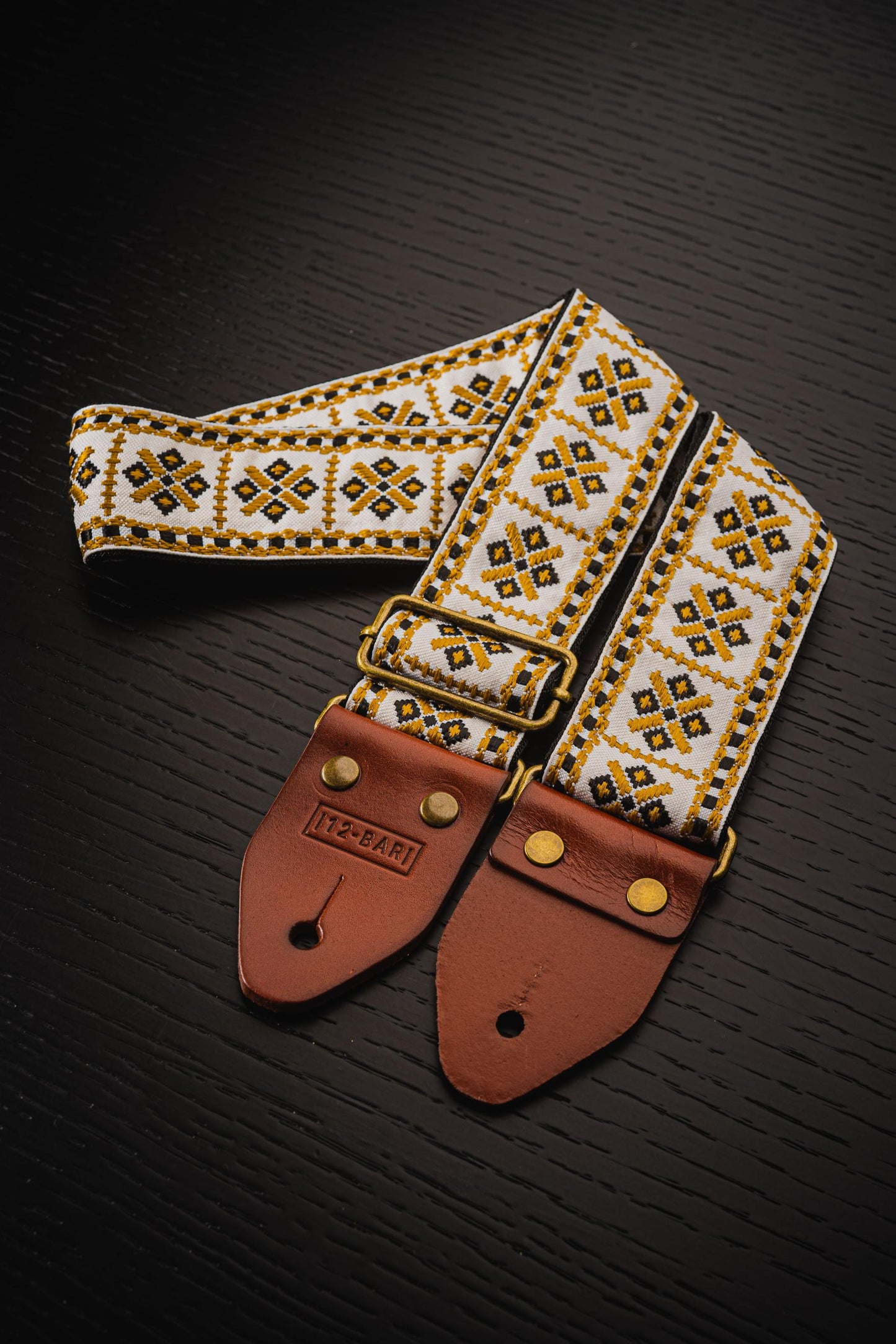 Aztec vintage retro guitar strap