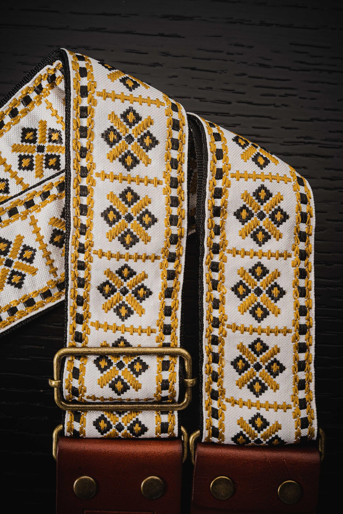 Aztec vintage retro guitar strap