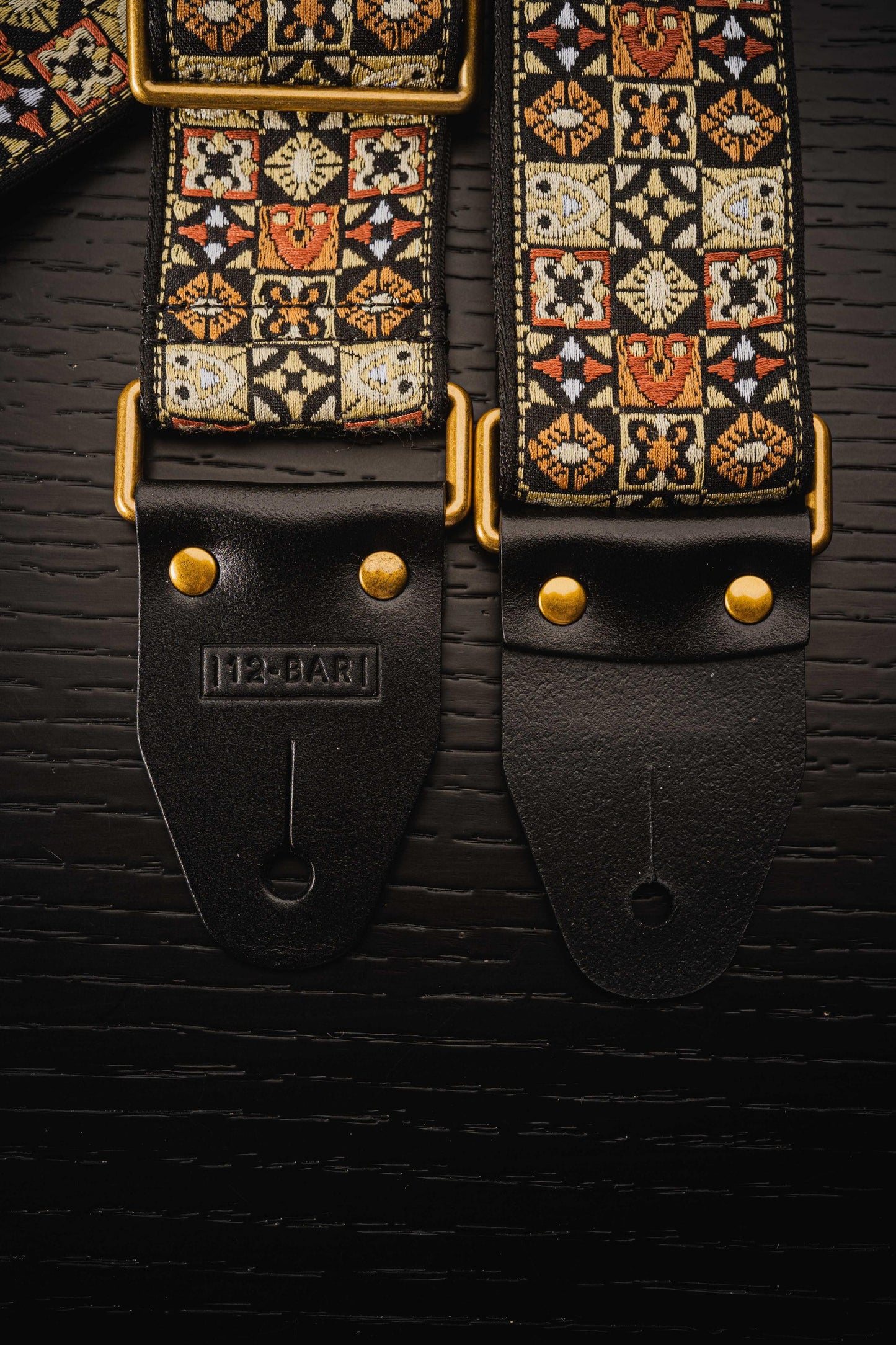 Woodstock Brown vintage retro guitar strap