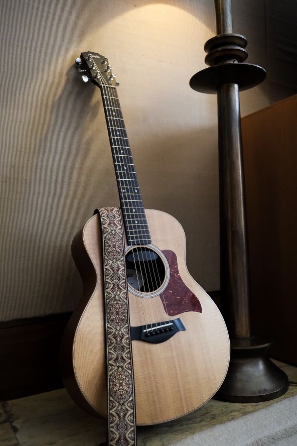Keraton vintage retro guitar strap