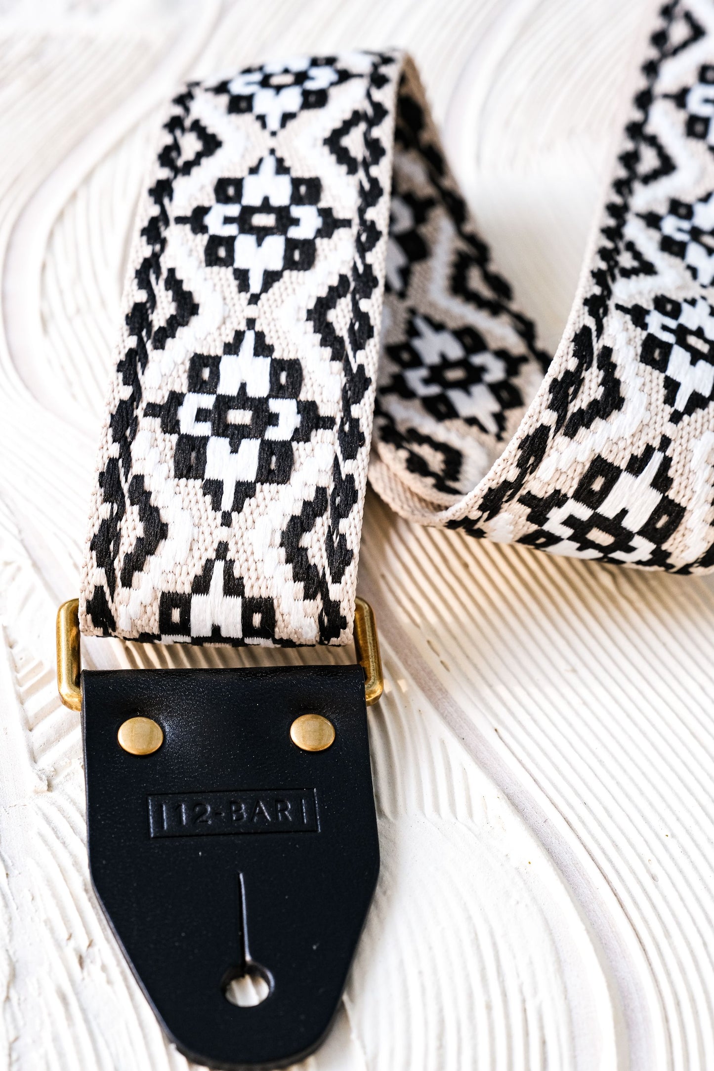 Marrakech black vintage retro guitar strap