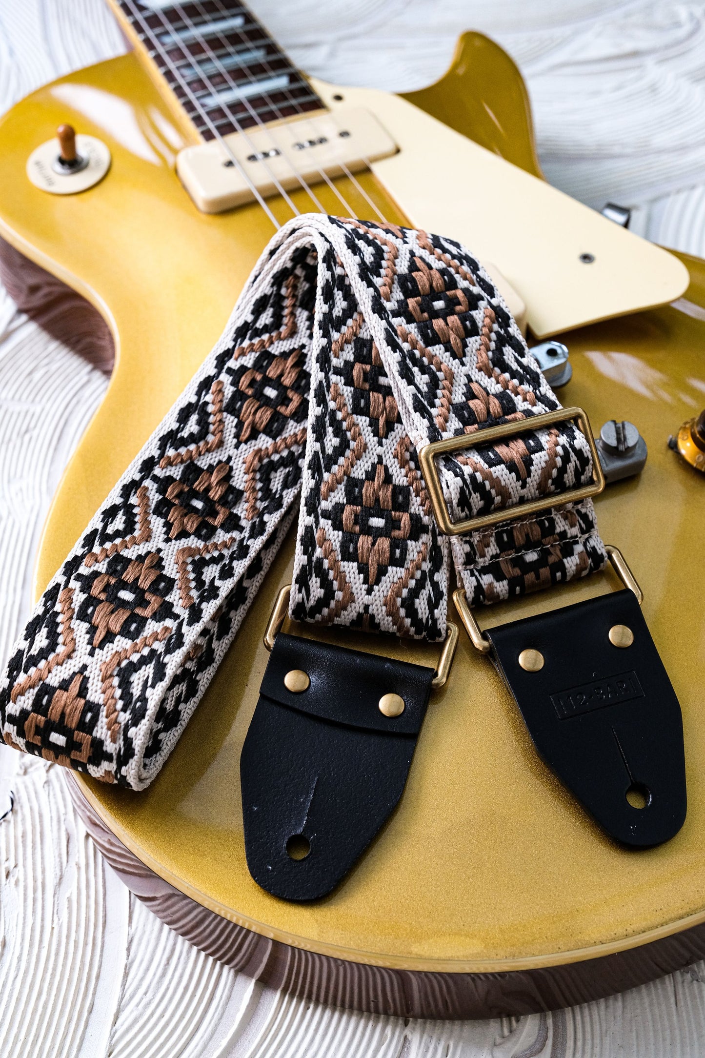 Marrakech Brown vintage retro guitar strap