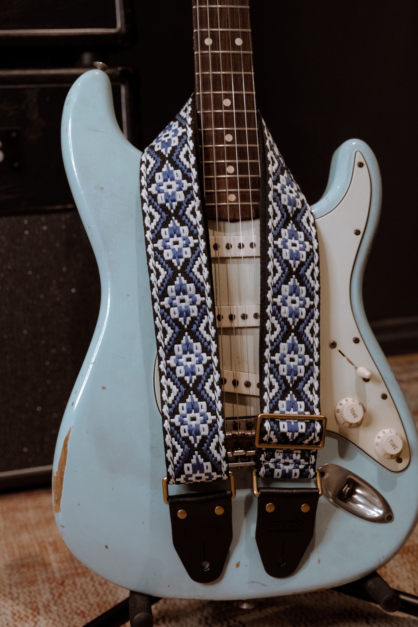Marrakech Navy vintage retro guitar strap