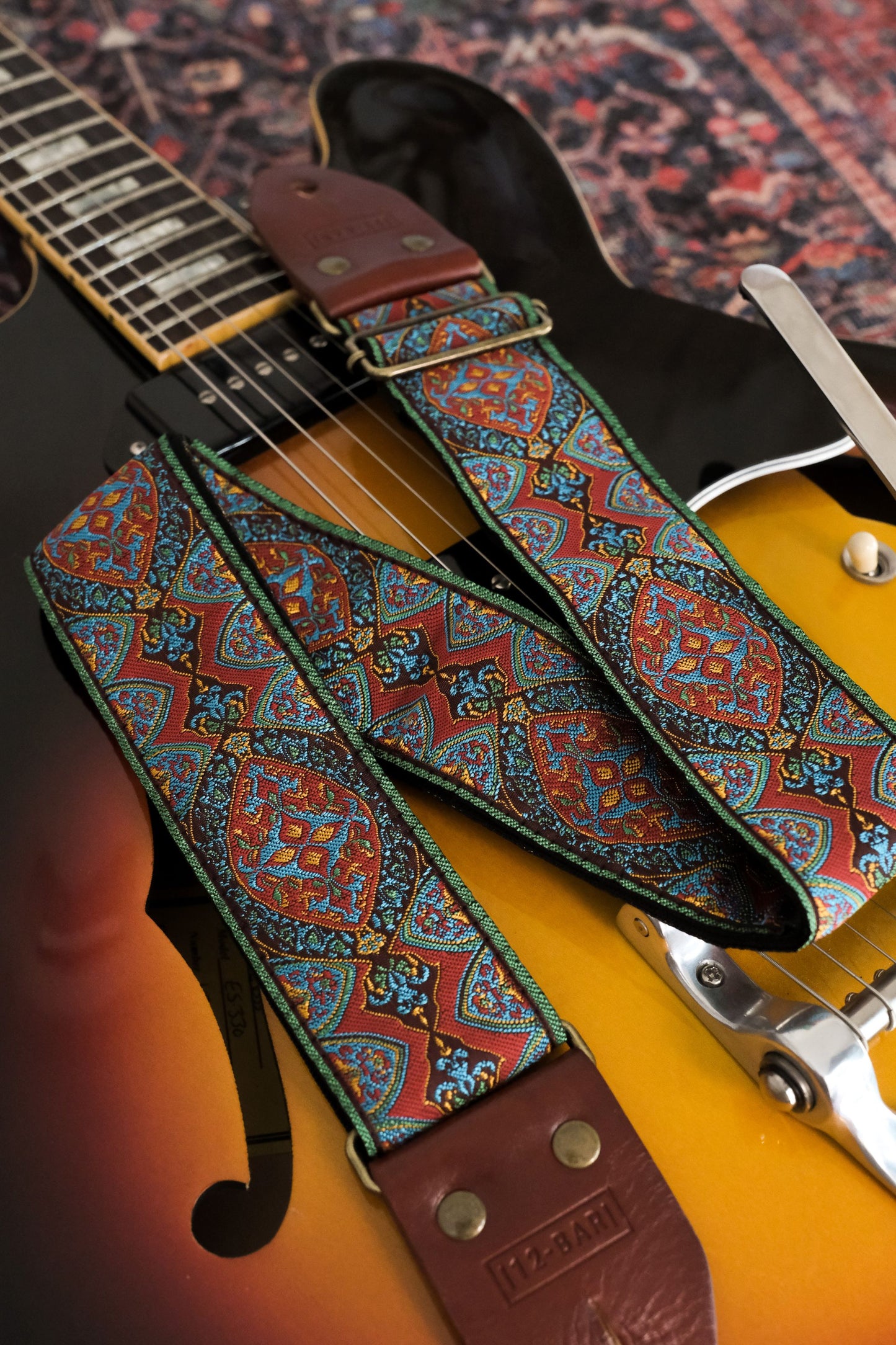 Noosa vintage retro guitar strap
