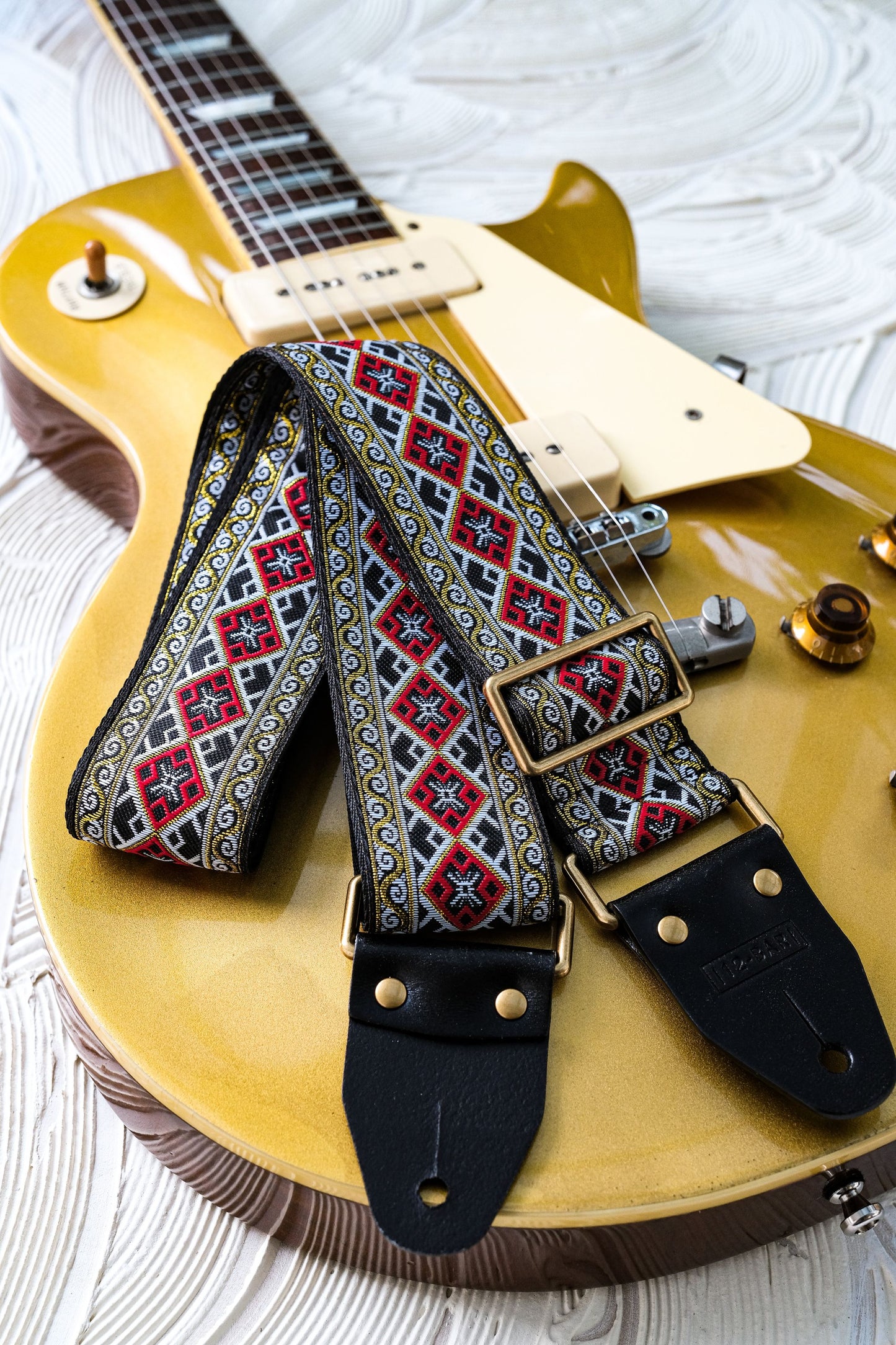 Tehran vintage retro guitar strap