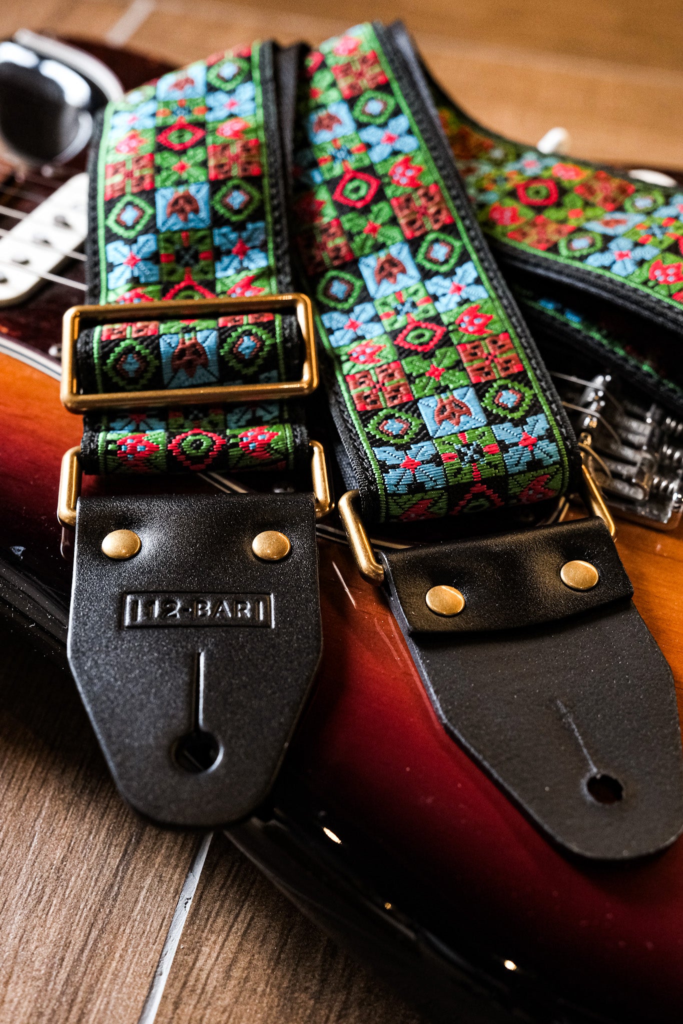 Woodstock Green vintage retro guitar strap