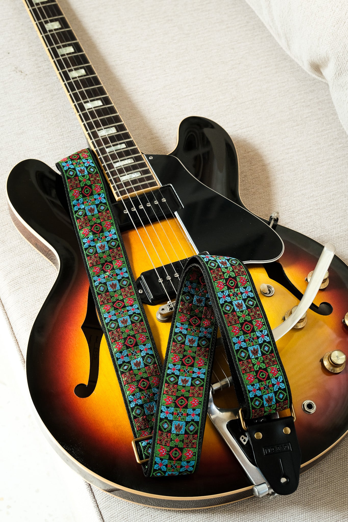 Woodstock Green vintage retro guitar strap