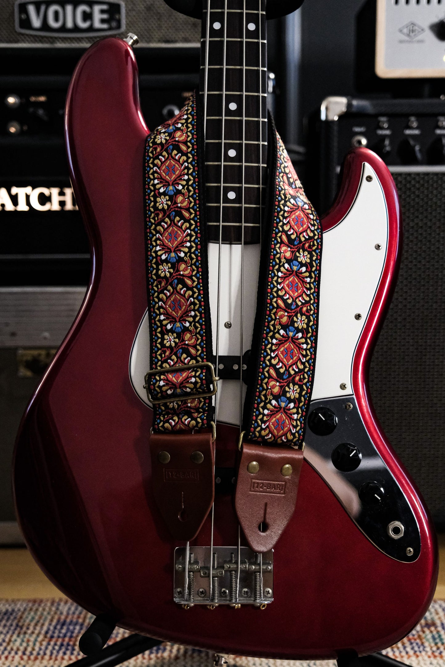 Brooklyn retro vintage guitar strap