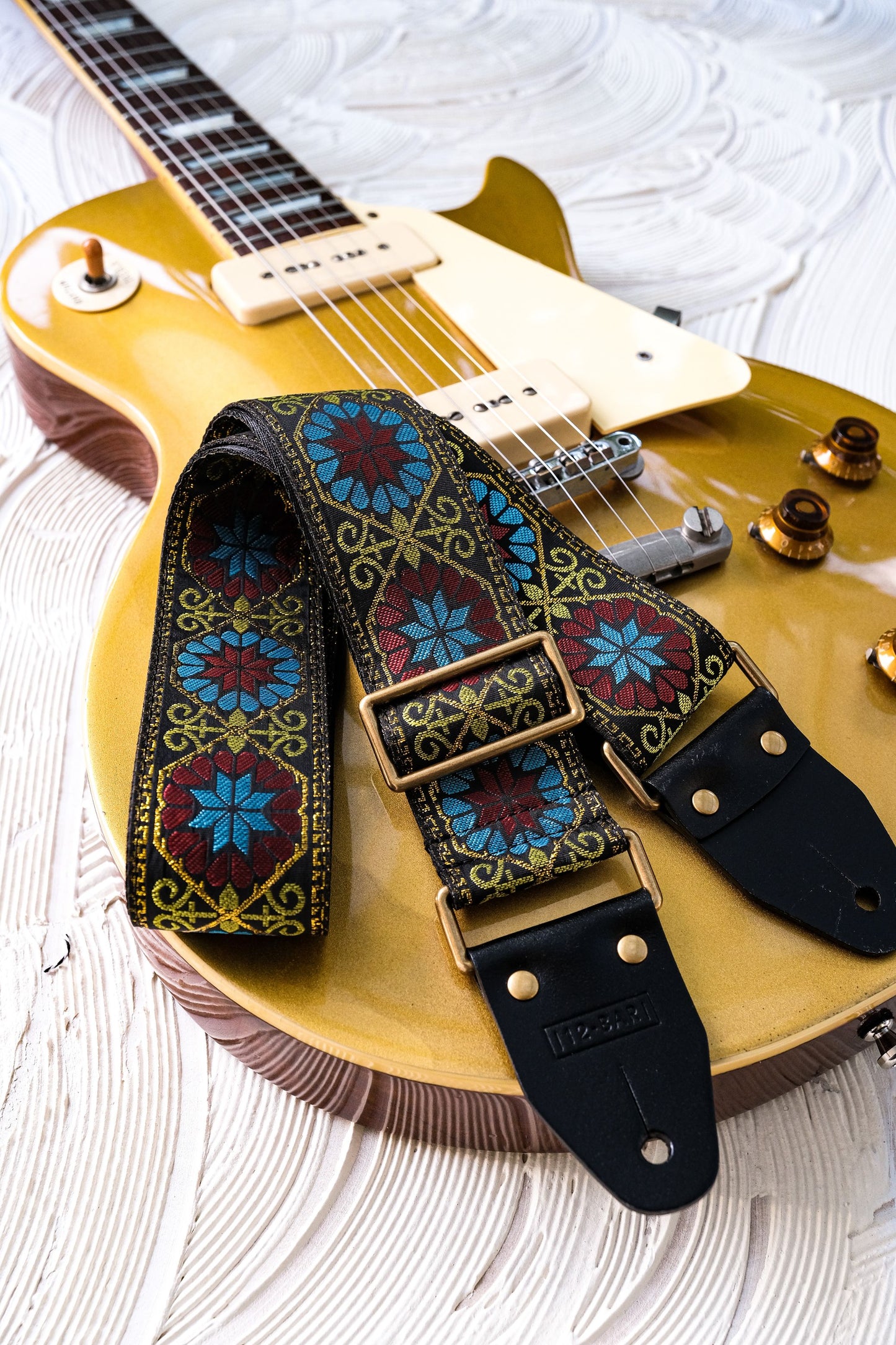 Cairo vintage retro guitar strap